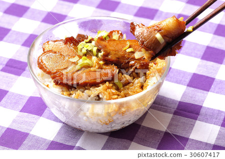 Pork belly bowl on rice 30607417