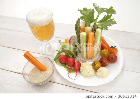 Vegetable stick and beer Vegetable stick and beer 30612314