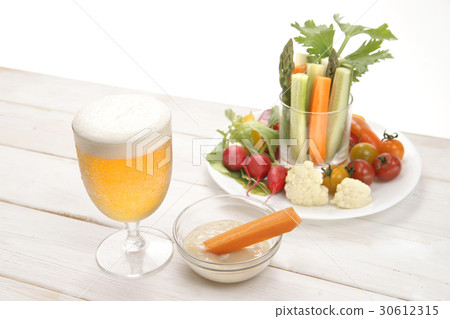 Vegetable stick and beer Vegetable stick and beer 30612315