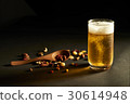 堅果與啤酒 30614948