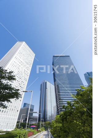 Tokyo Urban landscape Look up to the Shinjuku skyscraper group of the fresh green Tokyo Urban landscape Look up to the Shinjuku skyscraper group of the fresh green 30615745