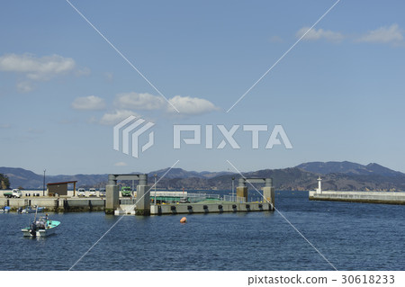 Cat's paradise "Tashiro Island" Cat's Island (Φ ω Φ) Restored the fishing port damaged by the Great East Japan Earthquake and cleaned up and completed maintenance work completed 30618233