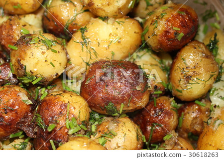 Fried young potatoes in oil with dill Fried young potatoes in oil with dill 30618263