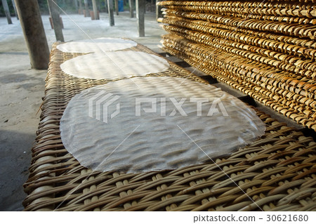 Rice noodle Rice noodle 30621680