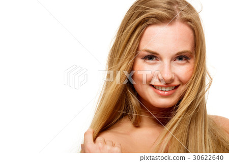 Long-haired woman with bare shoulders Long-haired woman with bare shoulders 30622640