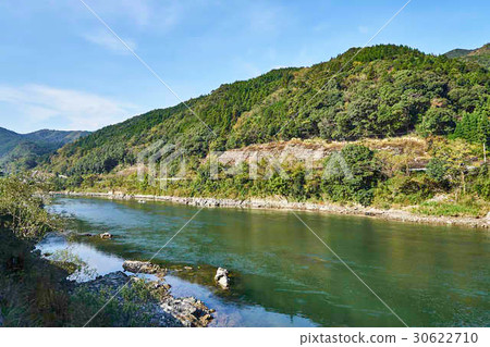 熊本縣，秋天的球磨川 30622710