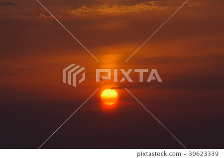 Setting sun 30623339