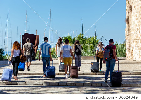 Travelers Travelers 30624349