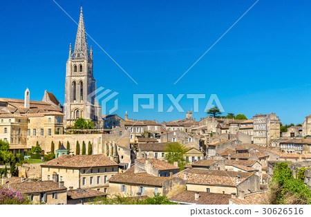 Cityscape of Saint-Emilion town, a UNESCO heritage Cityscape of Saint-Emilion town, a UNESCO heritage 30626516
