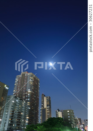 Full moon night sky 30627231