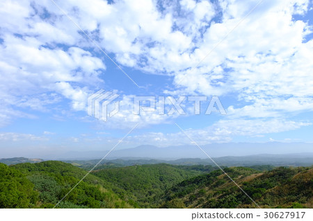 Mountain and clouds 30627917