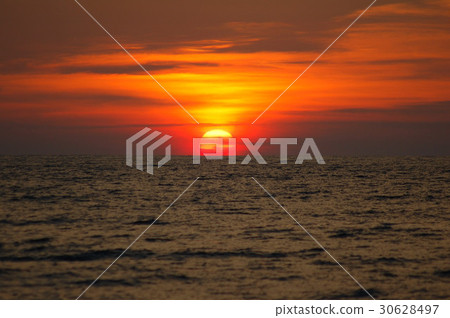 夕陽 30628497