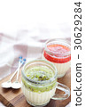 White chocolate mousse with strawberries and kiwi 30629284