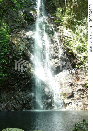 Shimizawa Falls Hinohara Village, Tokyo Shimizawa Falls Hinohara Village, Tokyo 30630666