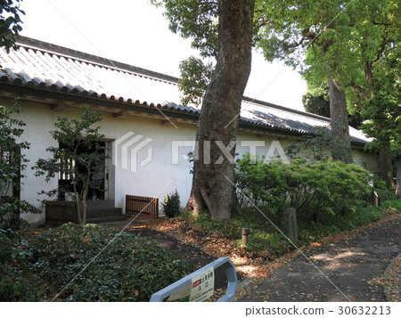 Fujimi Tamon of Edo Castle remaining in the Imperial Palace Garden Fujimi Tamon of Edo Castle remaining in the Imperial Palace Garden 30632213