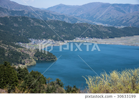 豫湖和Boku Kaido方向俯瞰山。 30633199