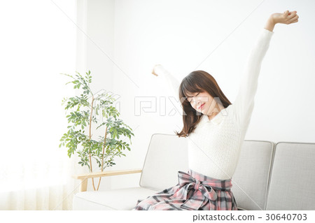 A young woman who dating at home 30640703