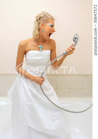 model in wedding dress cries in the bathroom model in wedding dress cries in the bathroom 30647572