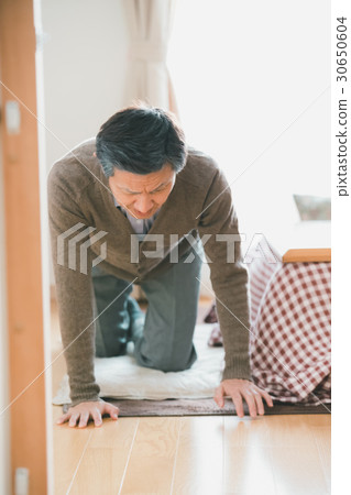 銀髮族 移動 毛骨悚然 30650604