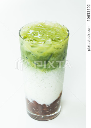 Iced macha green tea latte Iced macha green tea latte 30653502