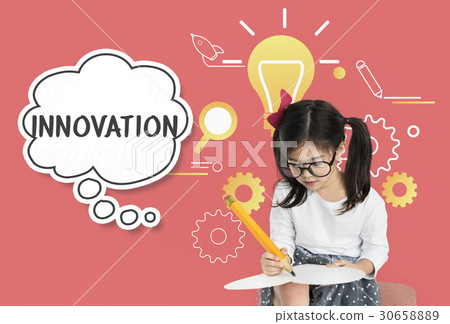 Imagining creative inspiration thought bubble 30658889