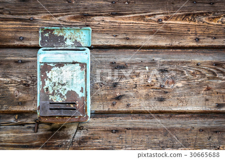Vintage old mailbox 30665688