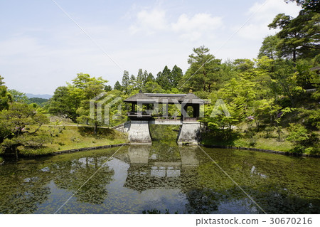 Shogakuin Rikyu Bath Tongyeong Pond 30670216