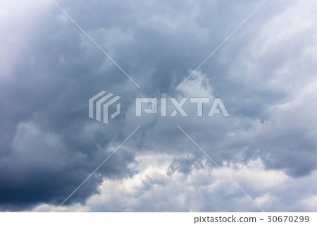 dark sky with clouds close-up dark sky with clouds close-up 30670299