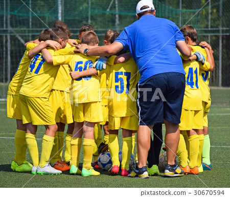 Discussion of the kid soccer team Discussion of the kid soccer team 30670594