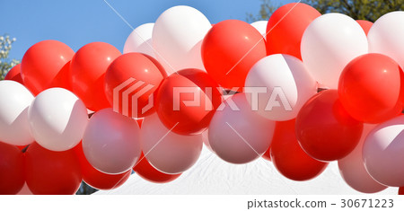 Party balloon decoration 30671223