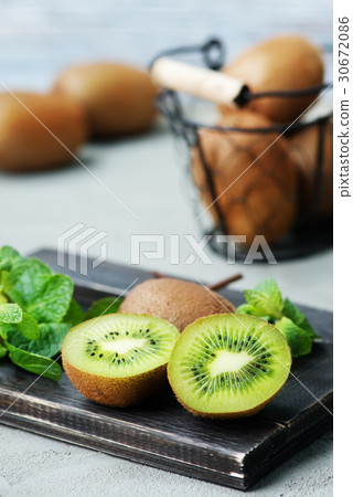kiwi 30672086