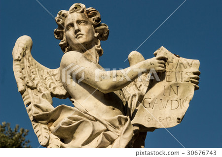 The angel statue 30676743