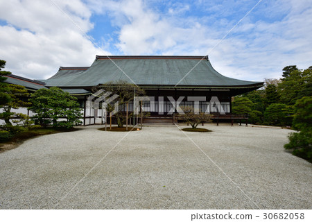 日本人 照片 京都大宫皇宫 首页 照片 人物 男女 日本人 京都大宫皇宫