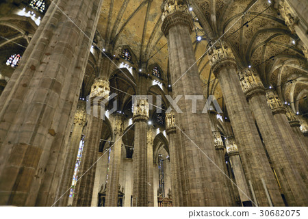 Italy Milano Duomo 30682075