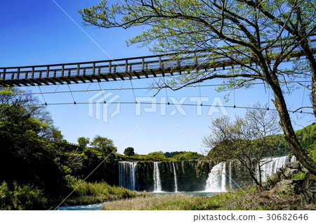 Hatassi Falls Suspension Bridge 30682646