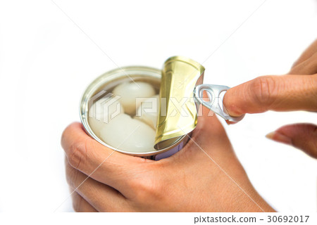 ring can on tinned food 30692017