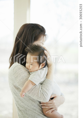 Infant mother's mother Infant mother's mother 30693203