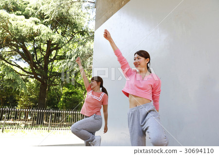 Dance dancer performer street dance dance circle 30694110