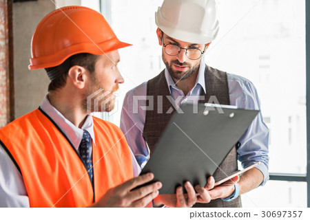 Active constructors discussing given information Active constructors discussing given information 30697357