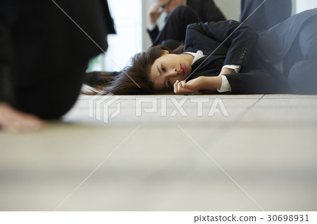患有社會的人 患有社會的人 30698931