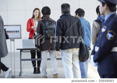 人們排隊 30699065