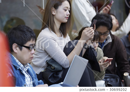 People to queue up People to queue up 30699202