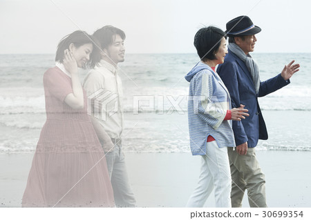 Senior couple who came together for many years 30699354