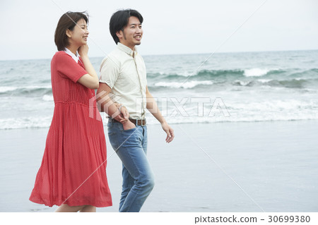 Retro couple 30699380