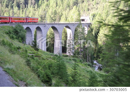 Land Vassar Bridge 30703005