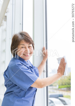 Cleaning work Senior women Cleaning work Senior women 30703272
