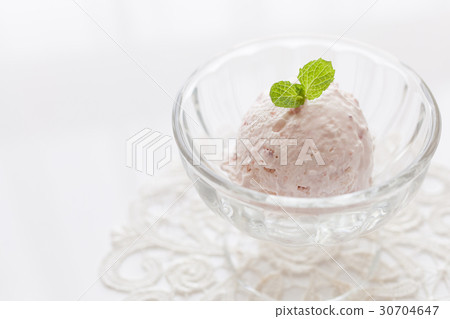 草莓冷凍酸奶 30704647