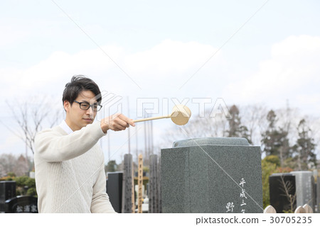 參觀墳墓 30705235