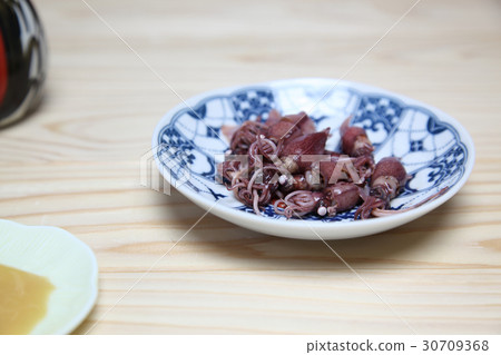 煮螢火蟲魷魚 煮螢火蟲魷魚 30709368