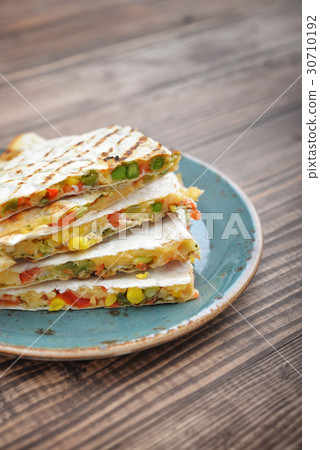 Quesadilla with chicken 30710192